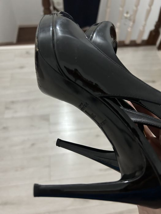 СРОЧНО! Туфли прада оригинал