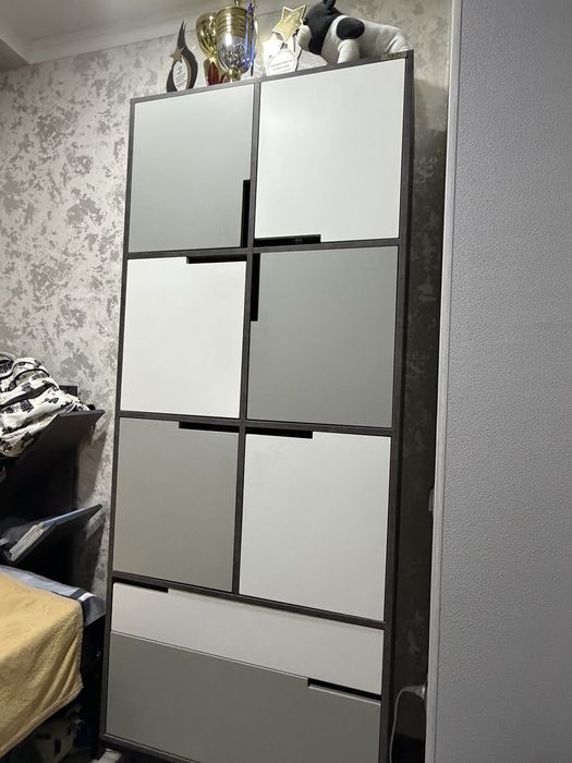 Продам тумбочку под теоевизор