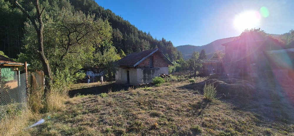 Продава Къща 3-СТАЕН  с. Огоя