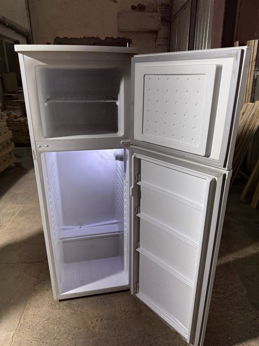 Продам Холодильник (б/у)