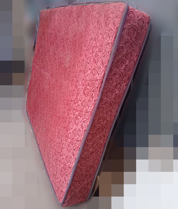 Матрас двухспальный пружинный б/у