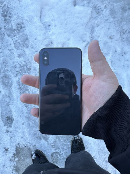 Продам смартон iPhone X
