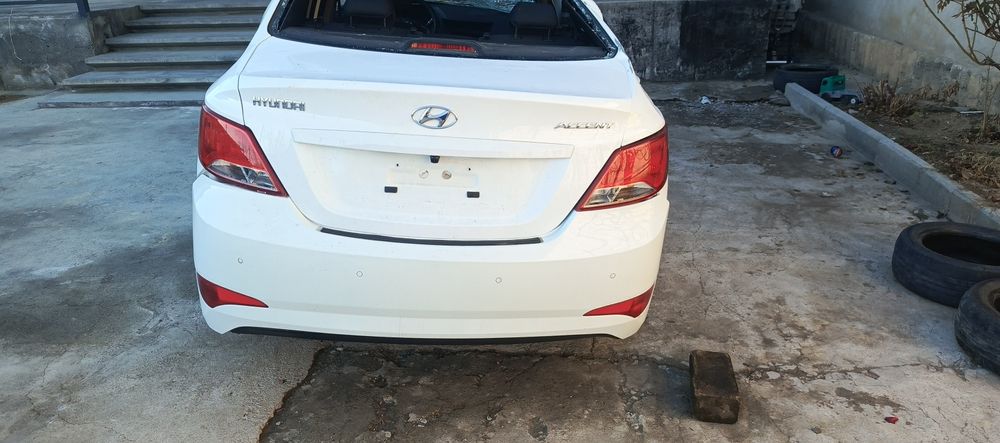 Хундай акцент  2015