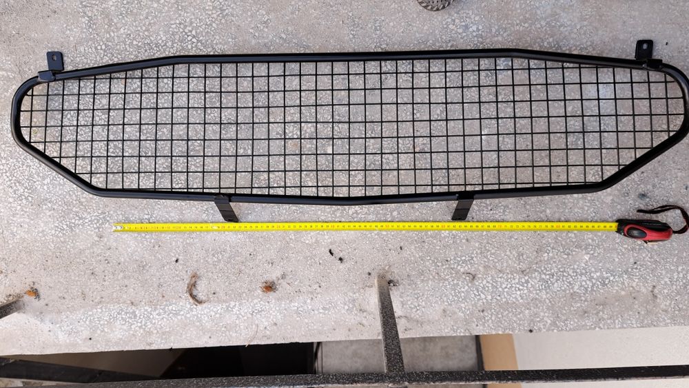 Преграда/Решетка за автомобил