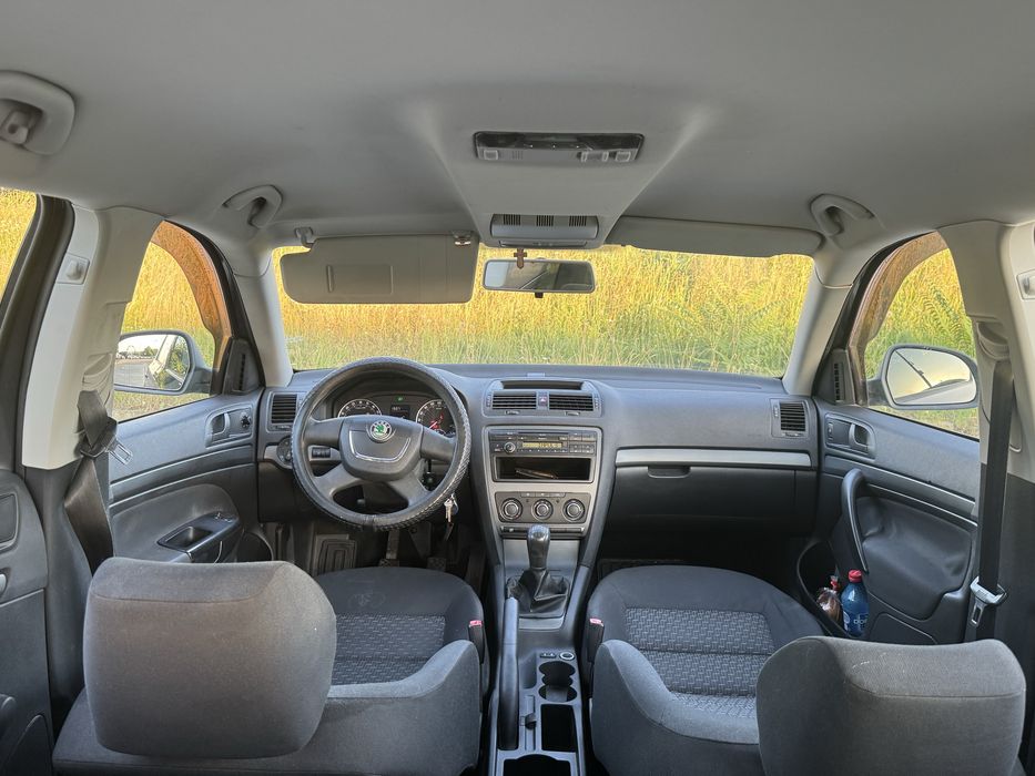 SKODA Octavia 2010 — imagine 5