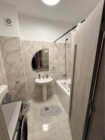 Inchiriez apartament 2 capere + parcare