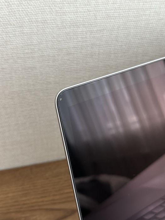 Продам MacBook Pro 2017