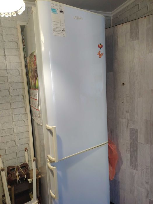 Продам б/у холодильник