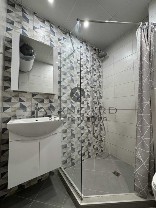 Продава се Двустаен апартамент в Пловдив, Остромила - 67 кв.м за 2206 €/кв.м - Снимка #9