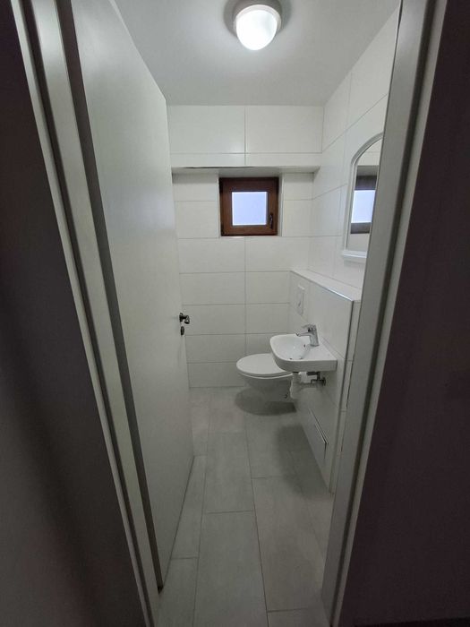 Apartament cu 3 camere la Blocul Turn