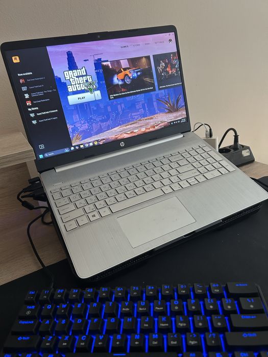 Лаптоп Hp,подходящ за gaming и работа