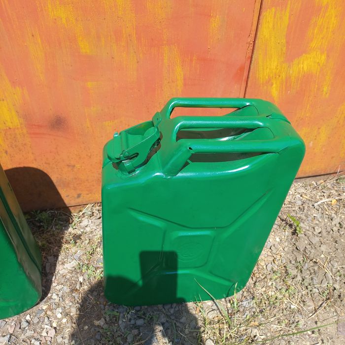 Канистра металлическая