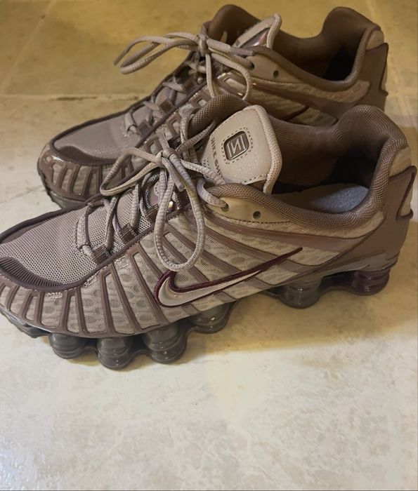 Nike shox пепел от рози 37 номер