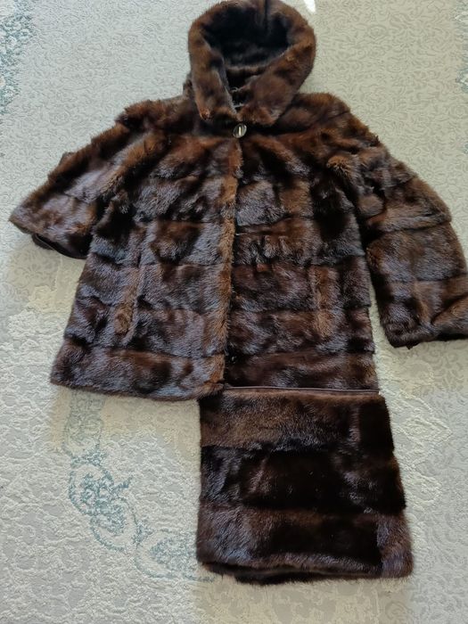 Продам шубу трансформер в отличном состоянии