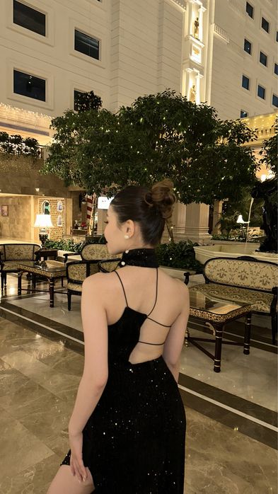 Платье вечернее