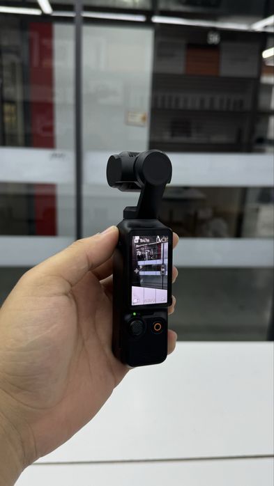 Экшн-камера DJI Pocket 3 Creator Combo