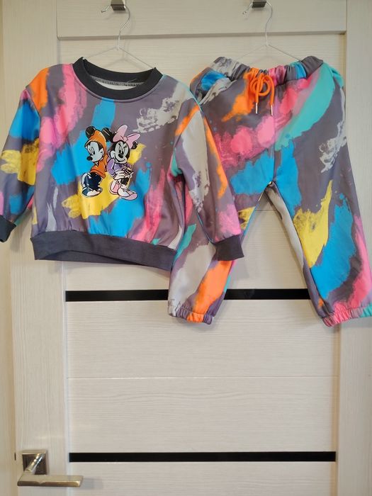 Продам костюм детский