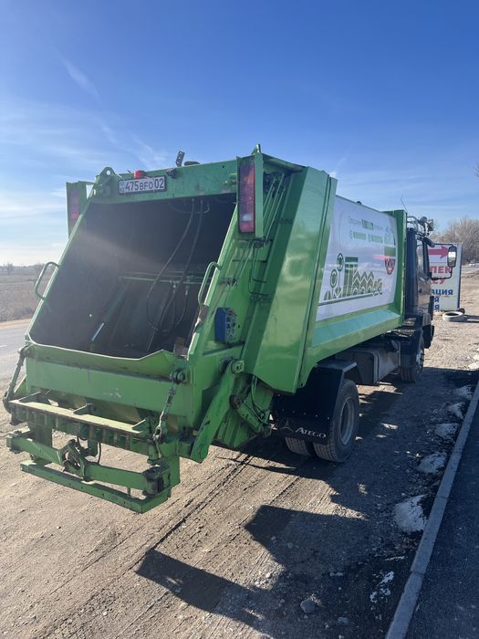 Вывоз мусор, Мусоровоз