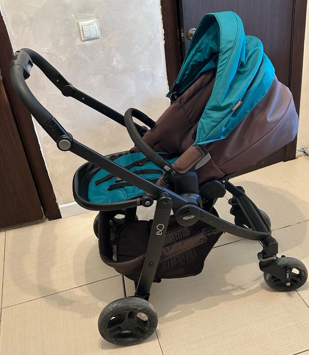 Продам коляску Graco