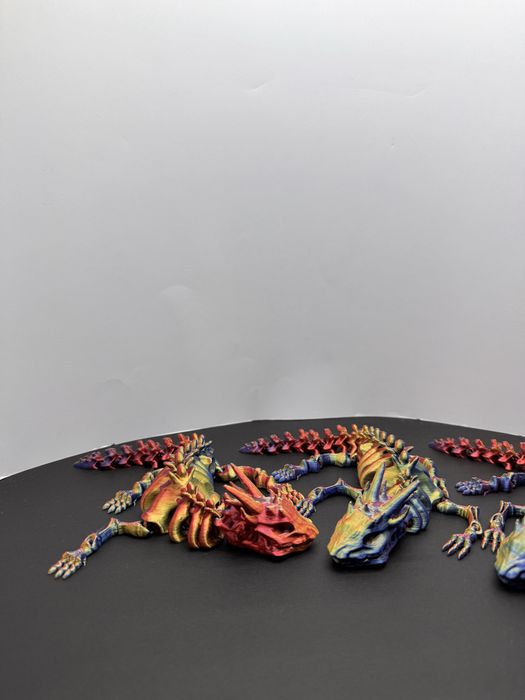 Dragon printat 3D cu articulatii