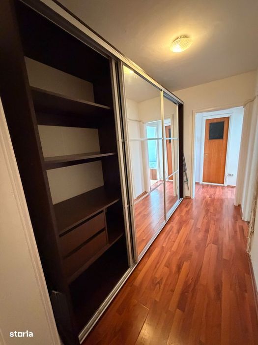 Apartament 3 camere - Dristor - 1 minut metrou - 70mp