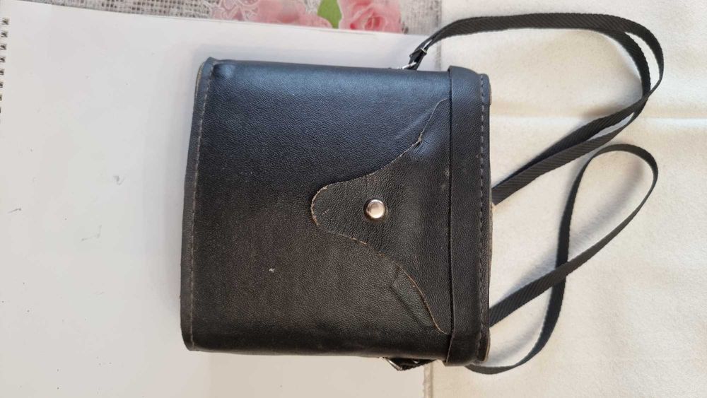 Продам  бинокль  БПЦ4    12х40