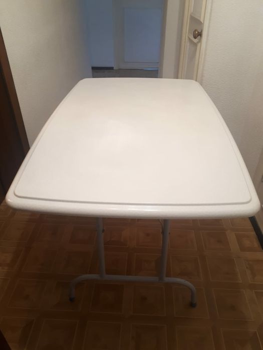 Кухонный стол складной