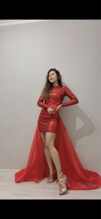 Шикарное платье паетка