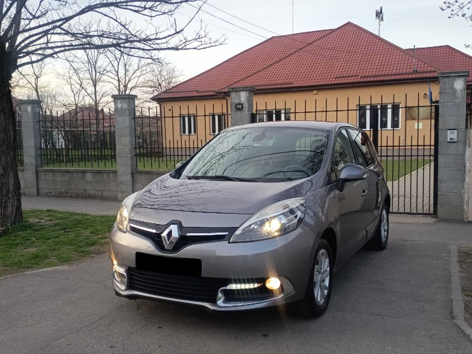 RENAULT Scenic 2012 — imagine 2
