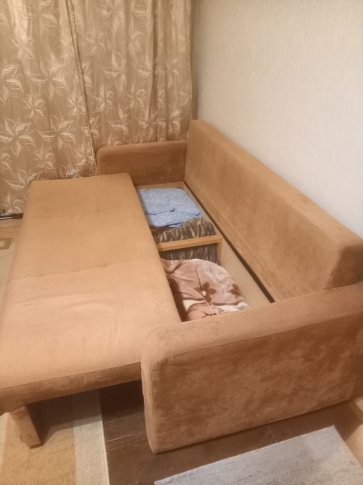 Продам диван раскладывающий