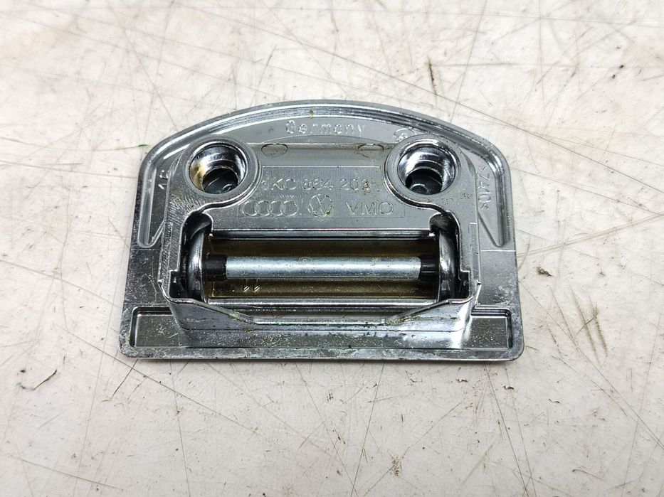 Maner portbagaj 1k0864203 Volkswagen VW Touareg generatia 2 7P [facel