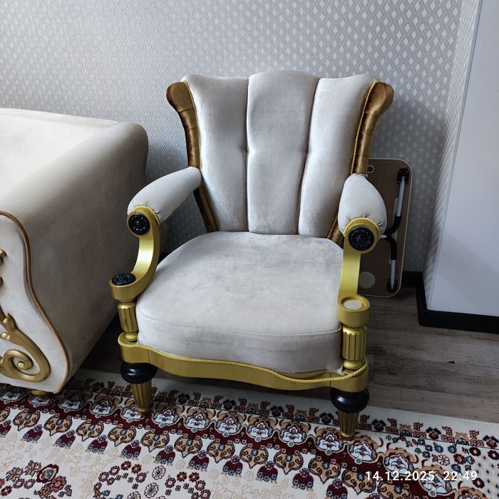 Продам диван с креслом — 70 000 тг