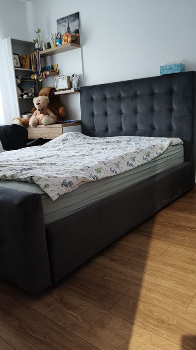 Pat matrimonial 140 x 200 sau 160x 200