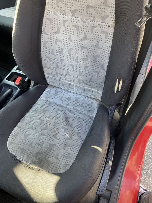 Професионално пране на мека мебел, полиране на автомобили.