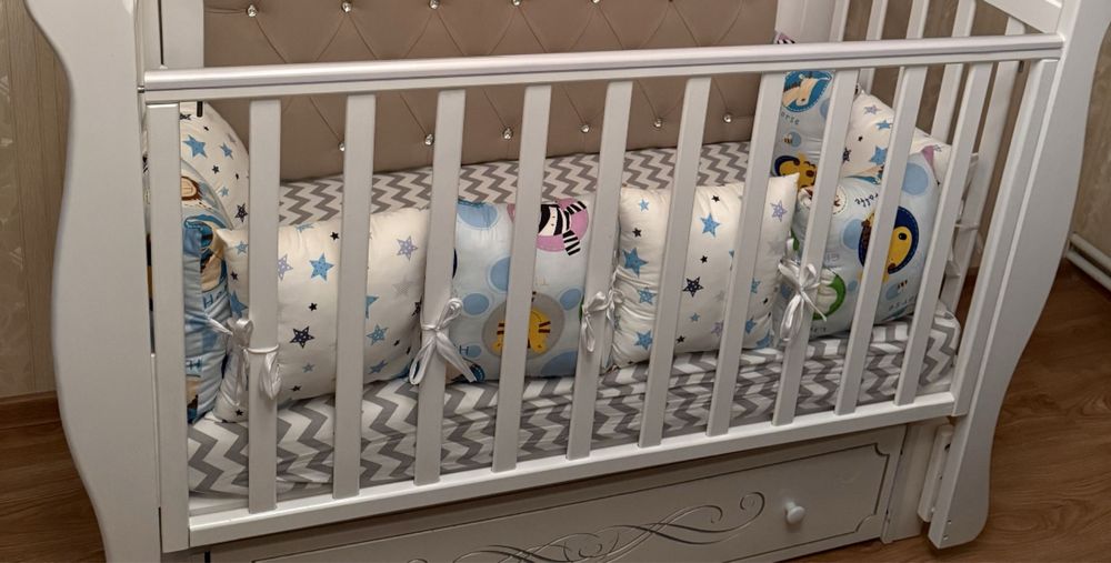 Продам бортики детские