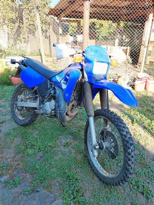 Yamaha dt 125.               .