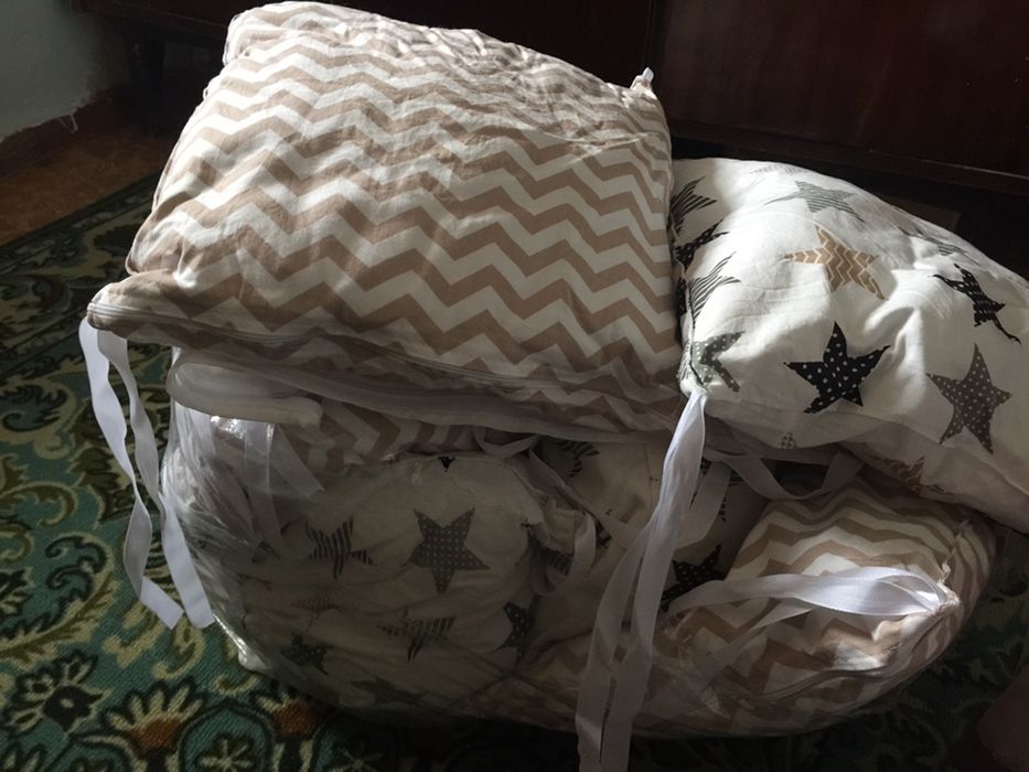 Подушки на манеж