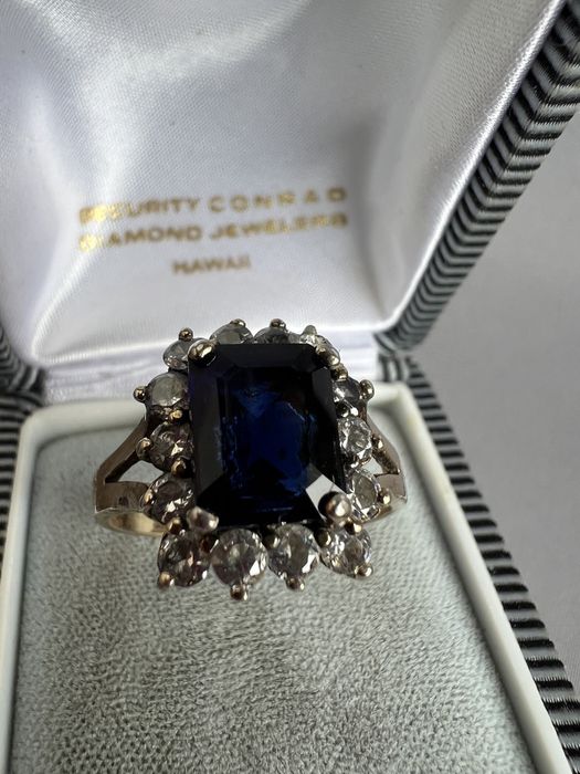 Inel din argint placat cu aur si zirconii