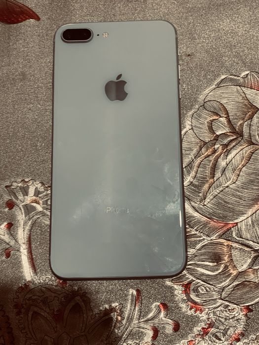 Iphone 8 plus сатылады срочно