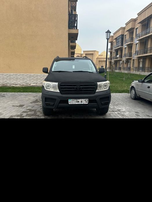 Продам бампер, решетку, фары!
