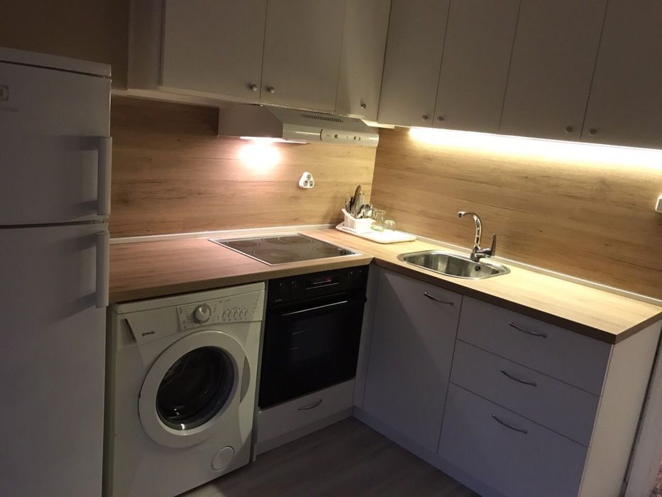 Дава се под наем Тристаен апартамент в София, Център - 87 кв.м за 867 € - Снимка #6