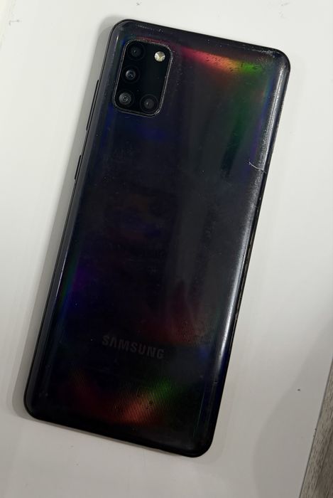 Продам Samsung A31