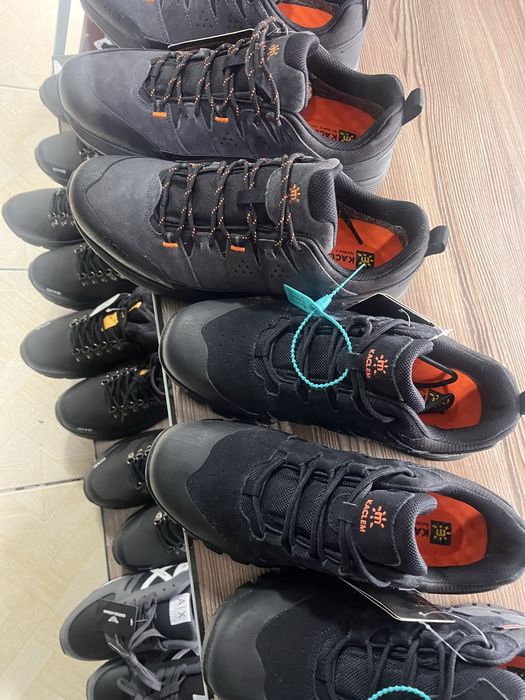 Ожежды и обувь скидки.