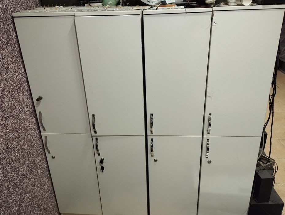 Shkaf salon uchun.Гардероб для салона. 4ta donasi 300 000 soʻm