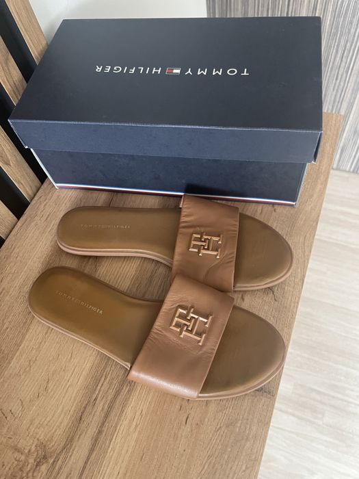 Чехли кожа Tommy Hilfiger