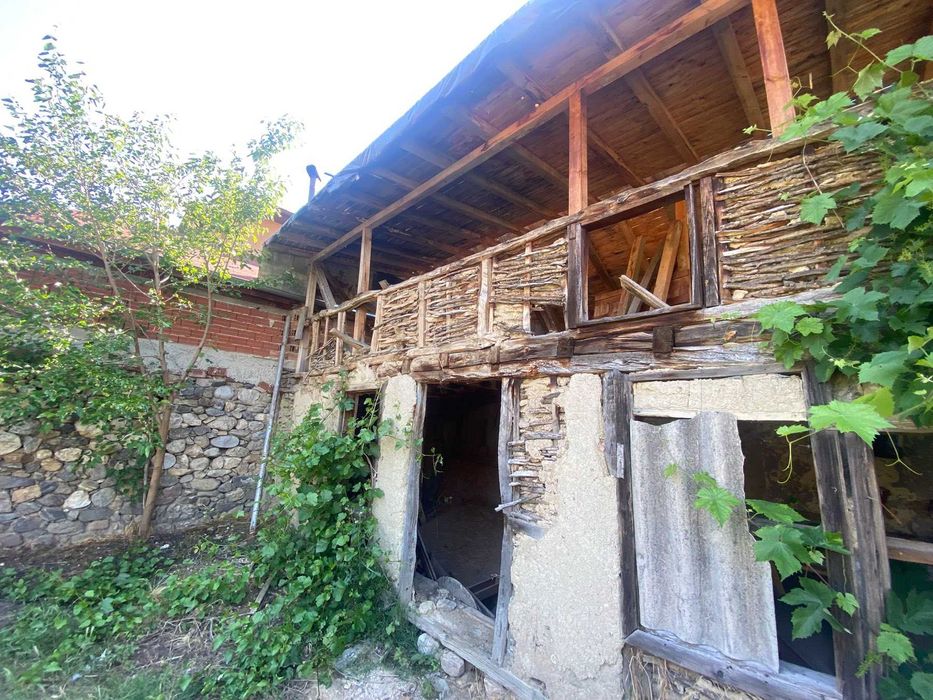 Къща в село Стоб, Кюстендилска област