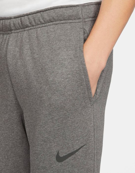 Nike Dry
Men's Dri-FIT Taper Fitness Fleece Trousers

Size L