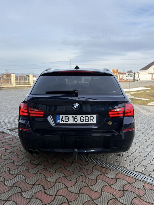 Bmw seria 5 F11 520d 184cp an 2011 Accept și schimburi