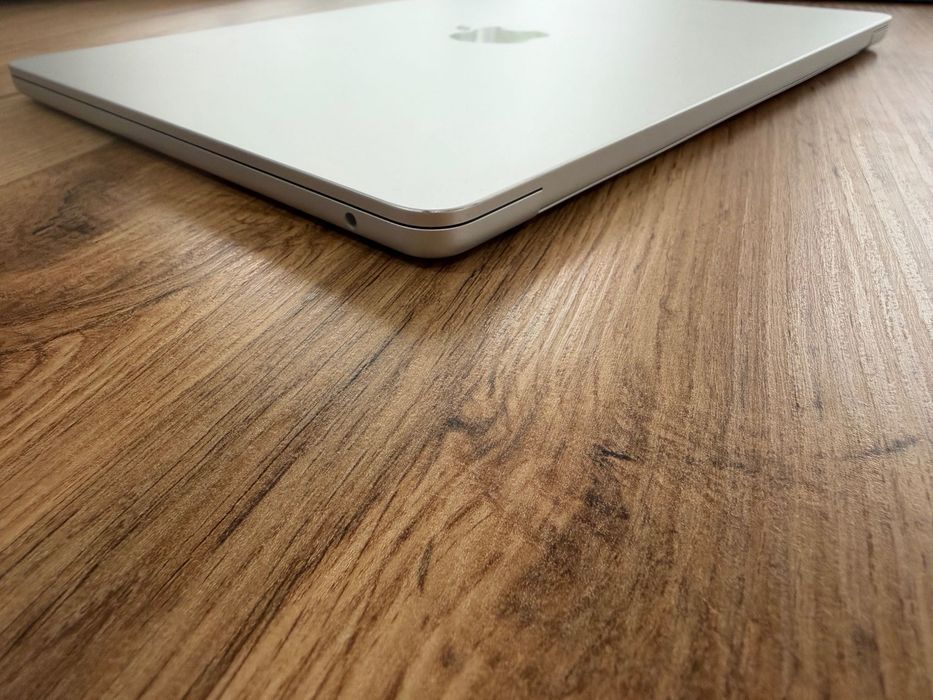 MacBook Air 13" M4 Chip 10-CPU, 8-GPU, 16GB RAM, 256GB SSD