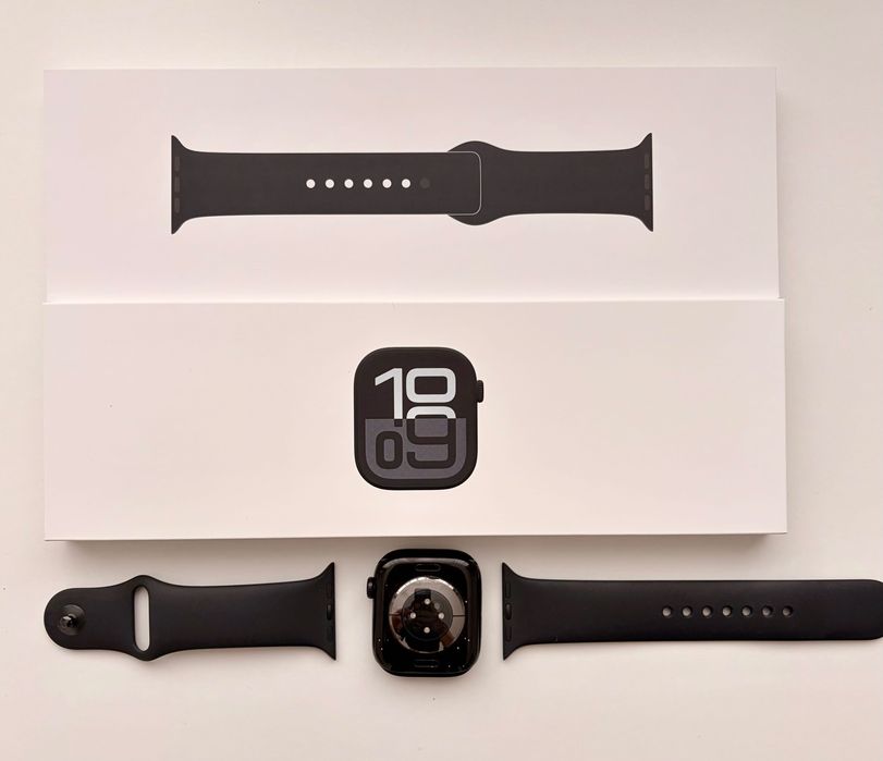 Apple Watch s10 42mm GPS - В гаранция!